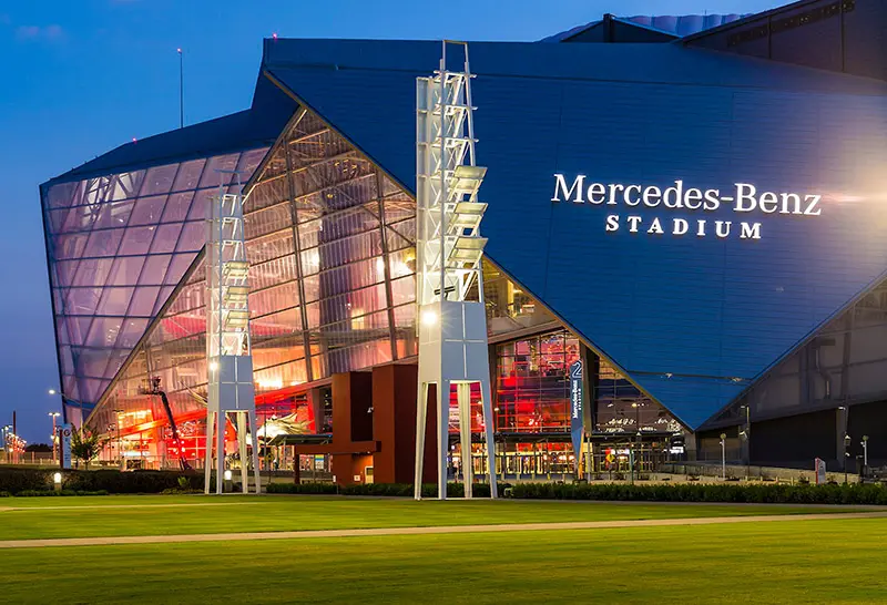 Global Signage Trends 2024: LED Channel Letters Lead Commercial Architecture Innovation