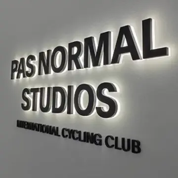 Mirror Gold 3D Backlit Sign Letters Luxury Halo Effect for Storefront